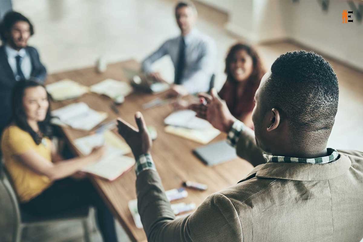 Educational and Organizational Leadership: 3 Important Differences | The Entrepreneur Review